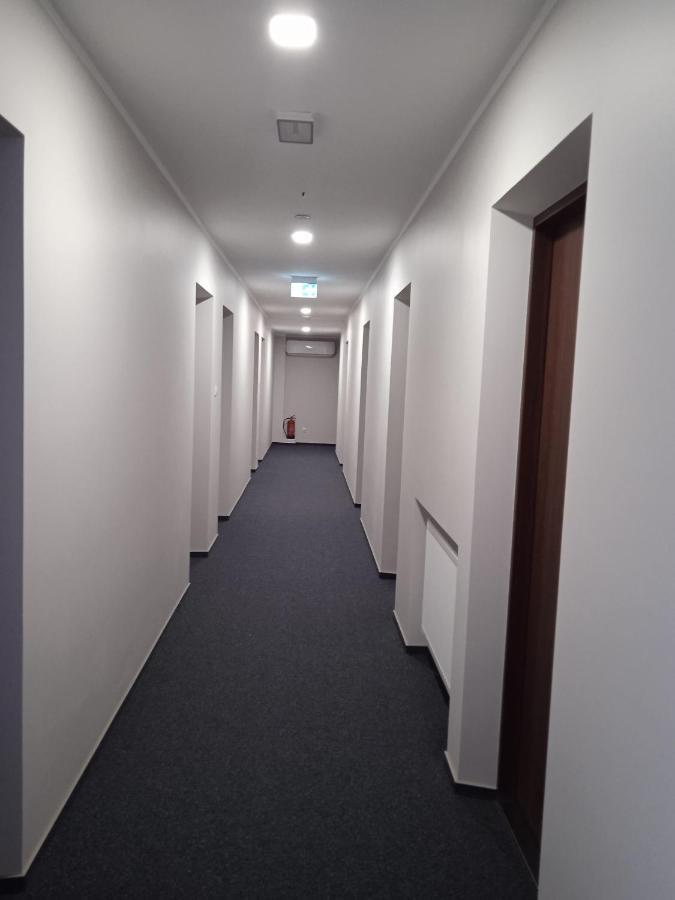 Astral Aparthotel Raszyn Kültér fotó