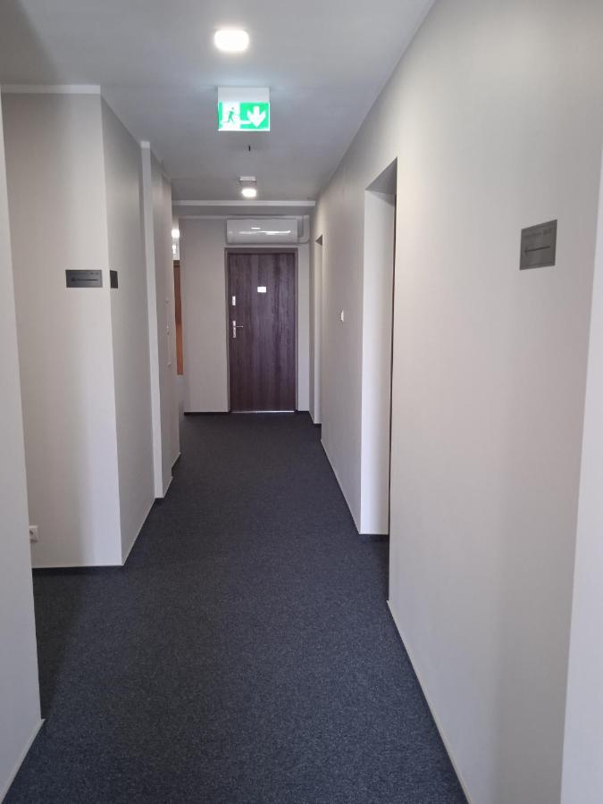 Astral Aparthotel Raszyn Kültér fotó