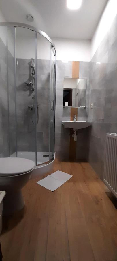 Astral Aparthotel Raszyn Kültér fotó