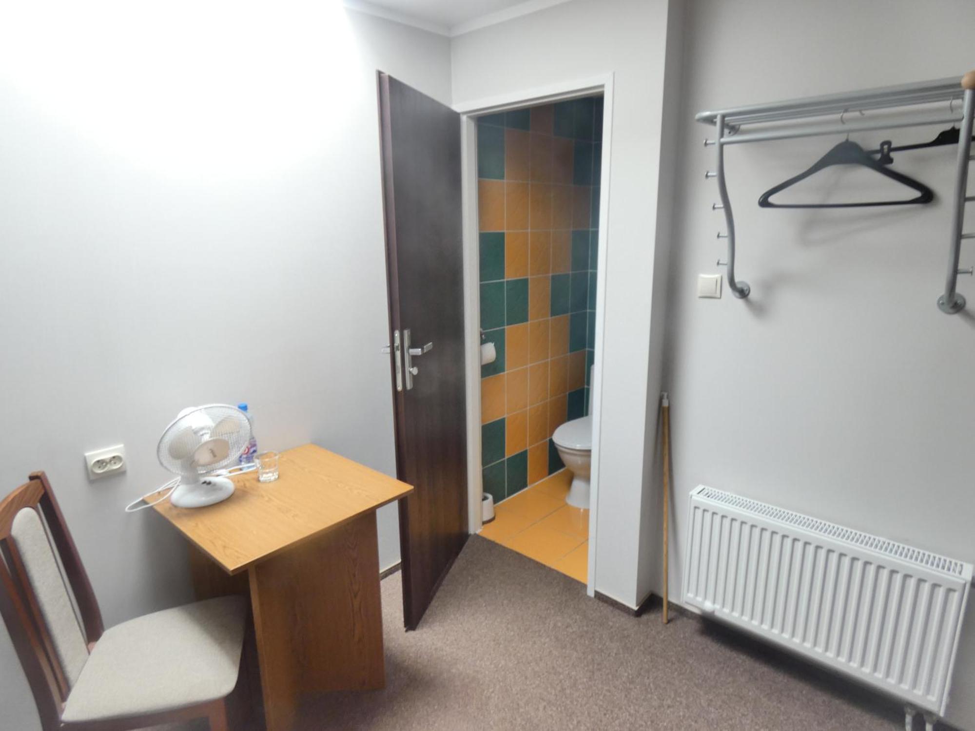 Astral Aparthotel Raszyn Kültér fotó